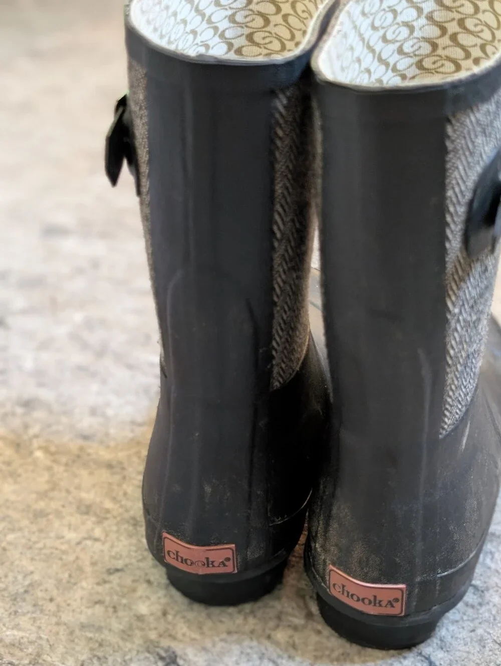Women's Chpoka Patterned Herringbone Rain Boots - Black & Gray Size 9